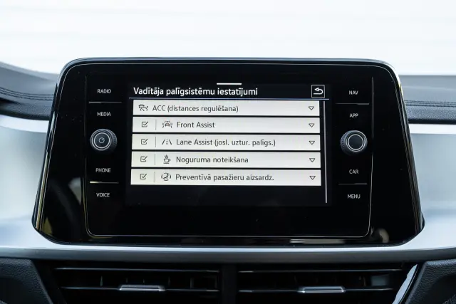 Image of Volkswagen T-Roc 110kW