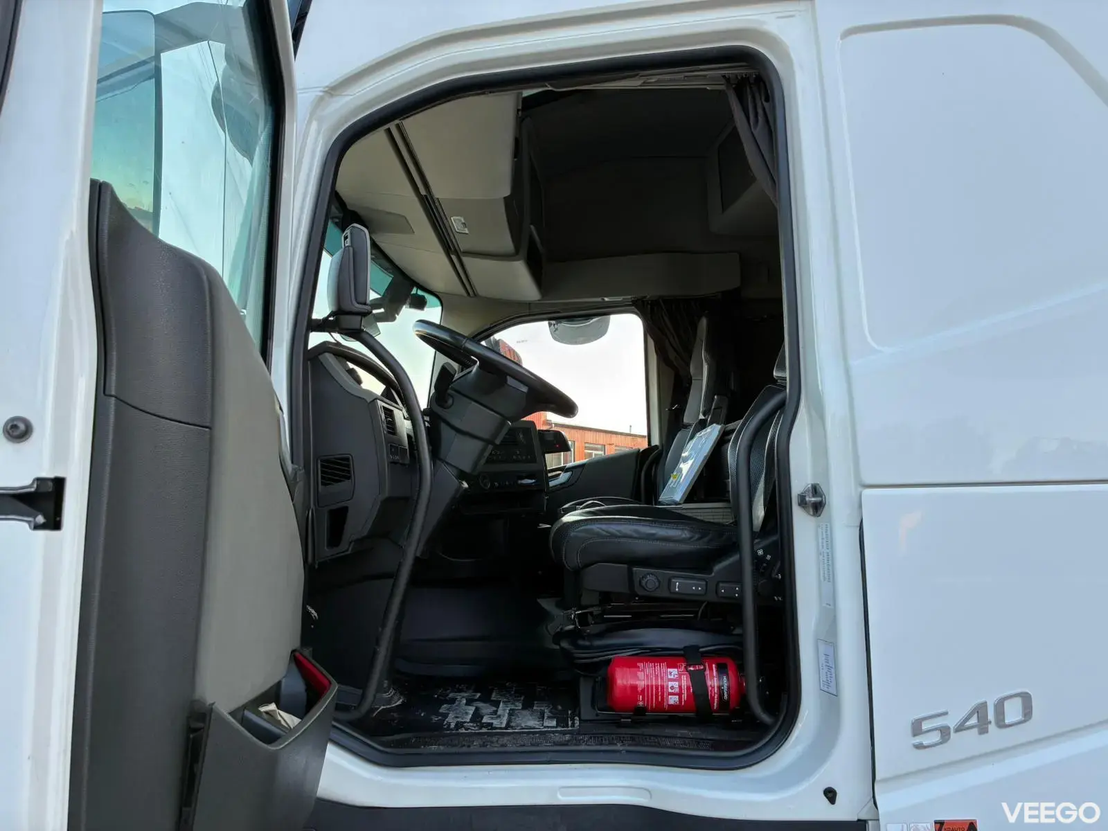 Volvo FH 540 6x4 HYDRAULICS / RETARDER / TANDEM AXLE LIFT  405kW