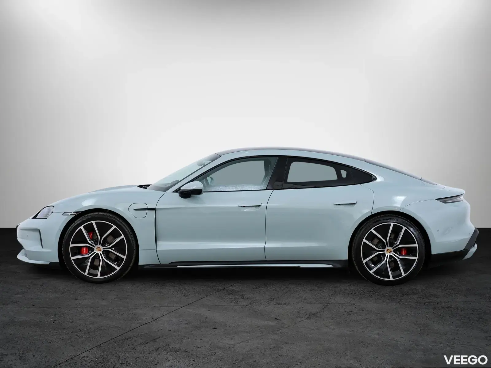 Porsche Taycan 4S 440kW