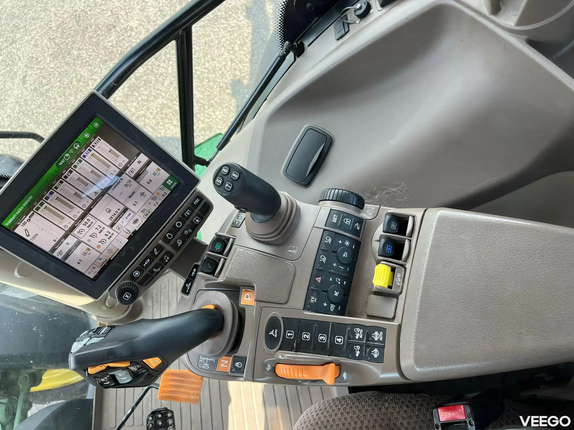 John Deere 6230R 169kW
