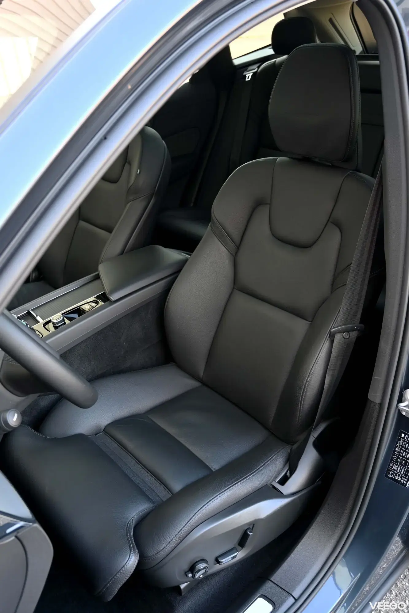 Volvo XC60 AWD INSCRIPTION XENIUM INTELLI FULL 2 293kW