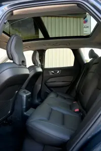 Volvo XC60 AWD INSCRIPTION XENIUM INTELLI FULL 2 293kW thumbnail