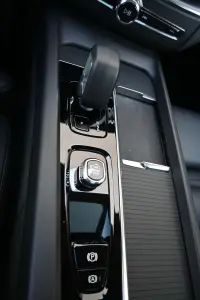 Volvo XC60 AWD INSCRIPTION XENIUM INTELLI FULL 2 293kW thumbnail