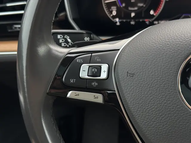 Image of Volkswagen Touareg 210kW