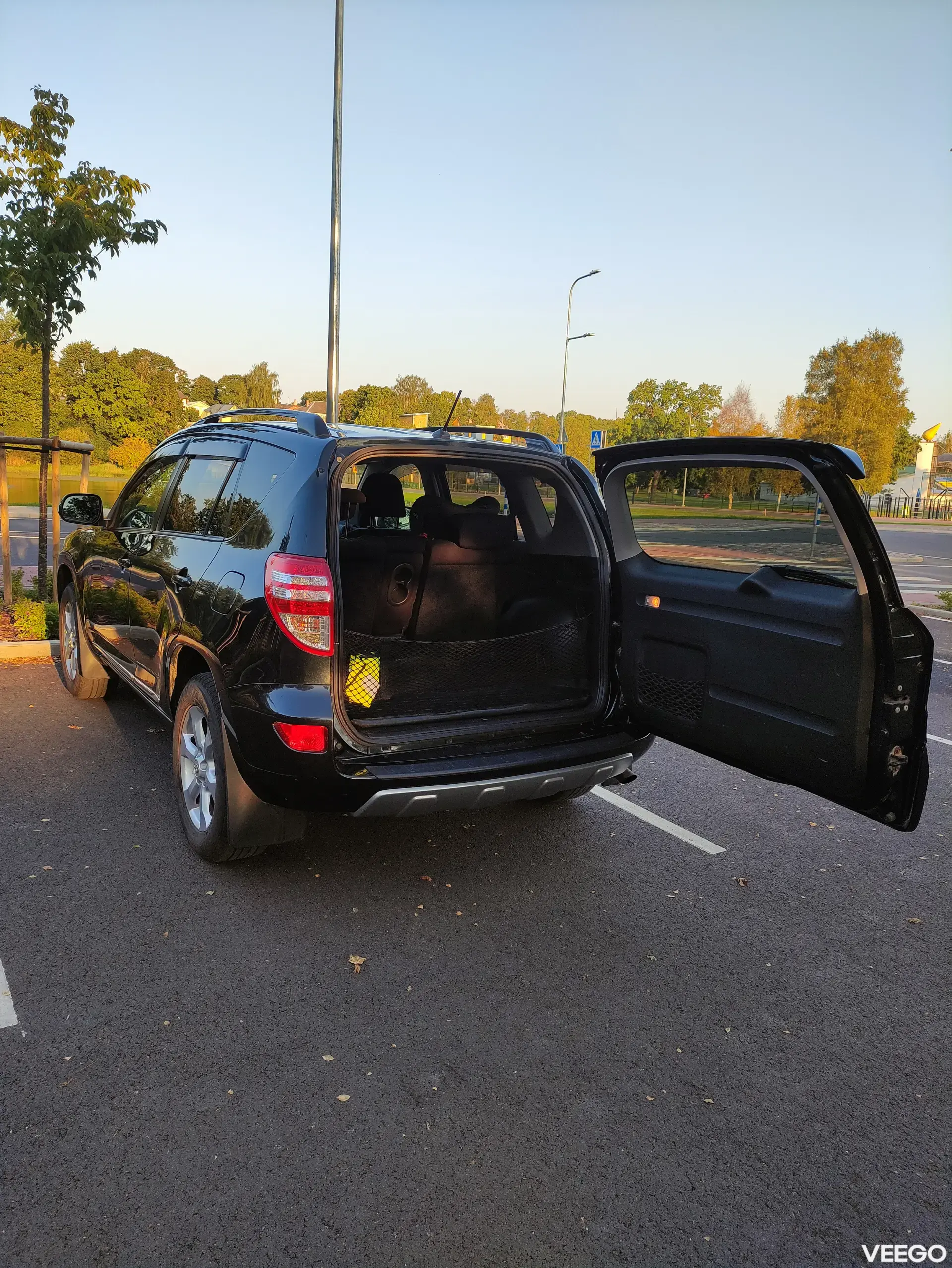 Toyota RAV4 2.0 116kW