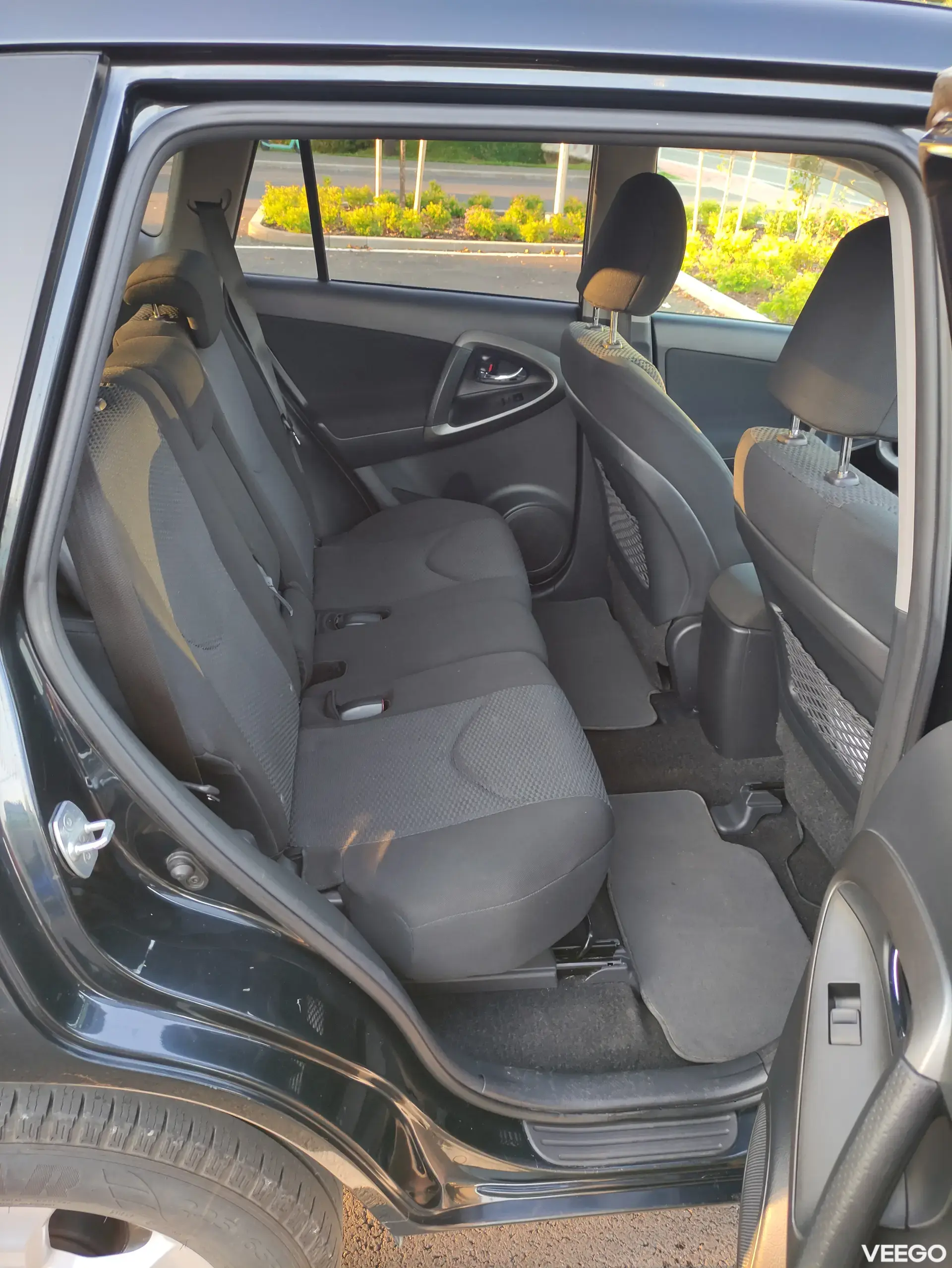 Toyota RAV4 2.0 116kW