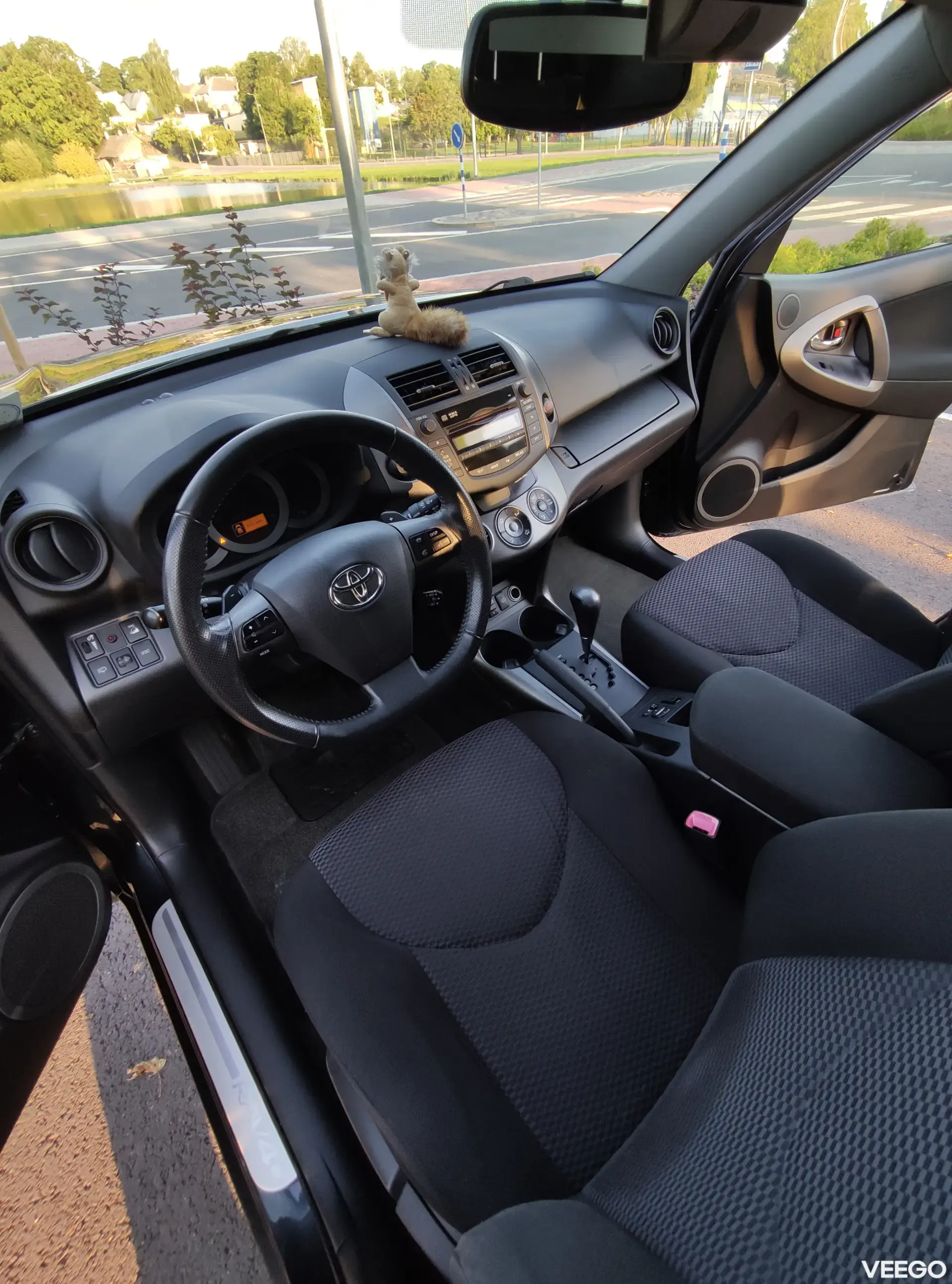 Toyota RAV4 2.0 116kW