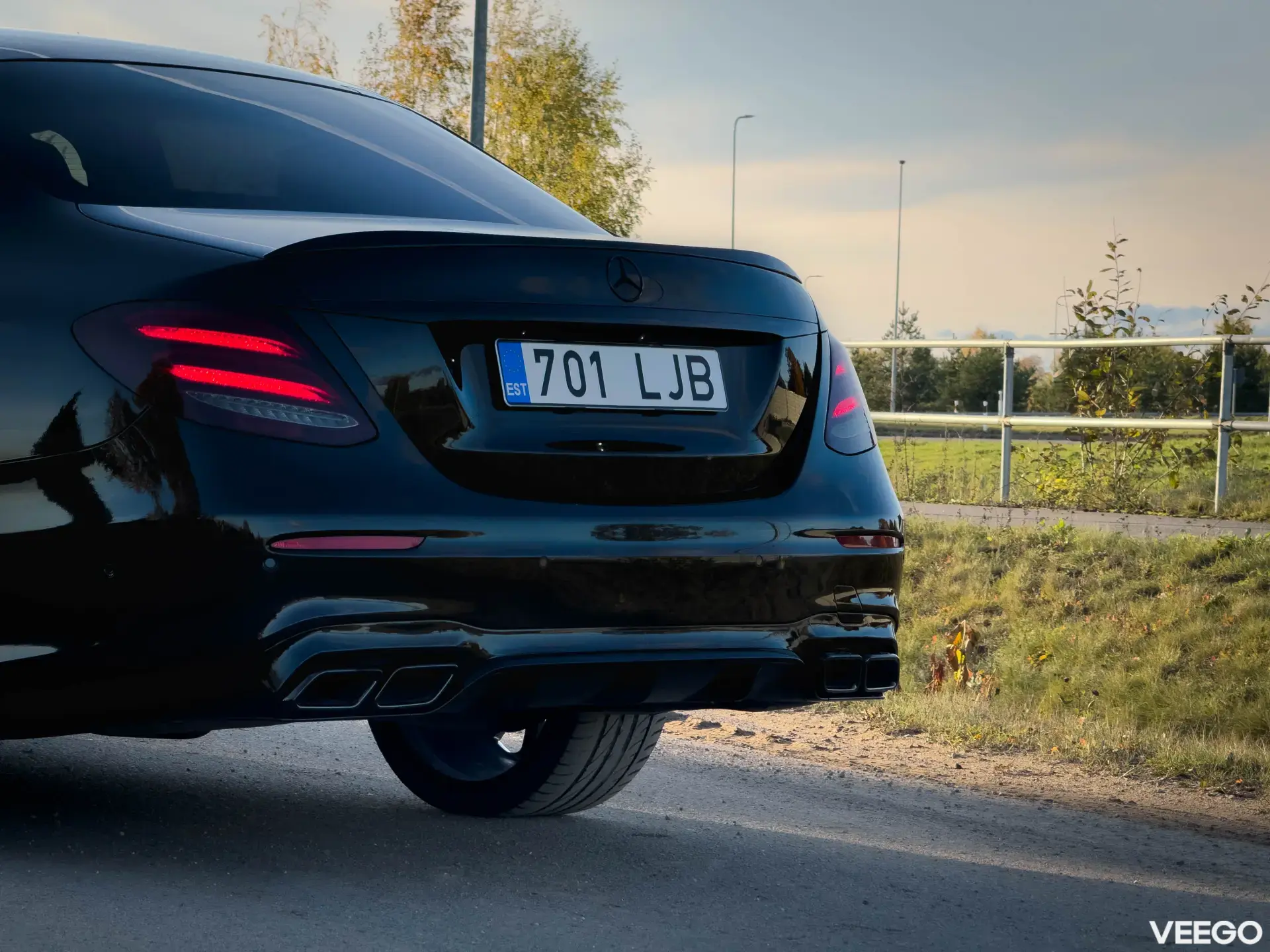 Mercedes-Benz E220 2.0 143kW