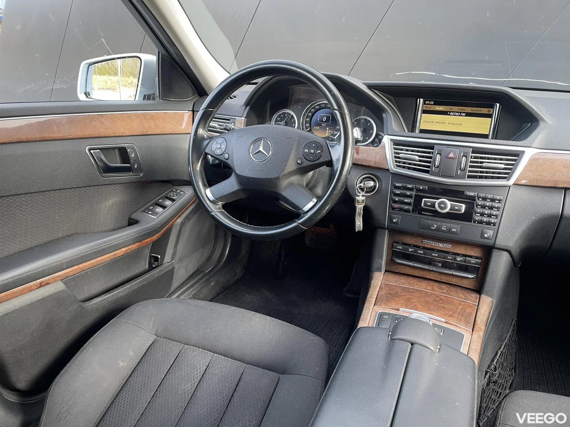 Mercedes-Benz E220 2.1 125kW