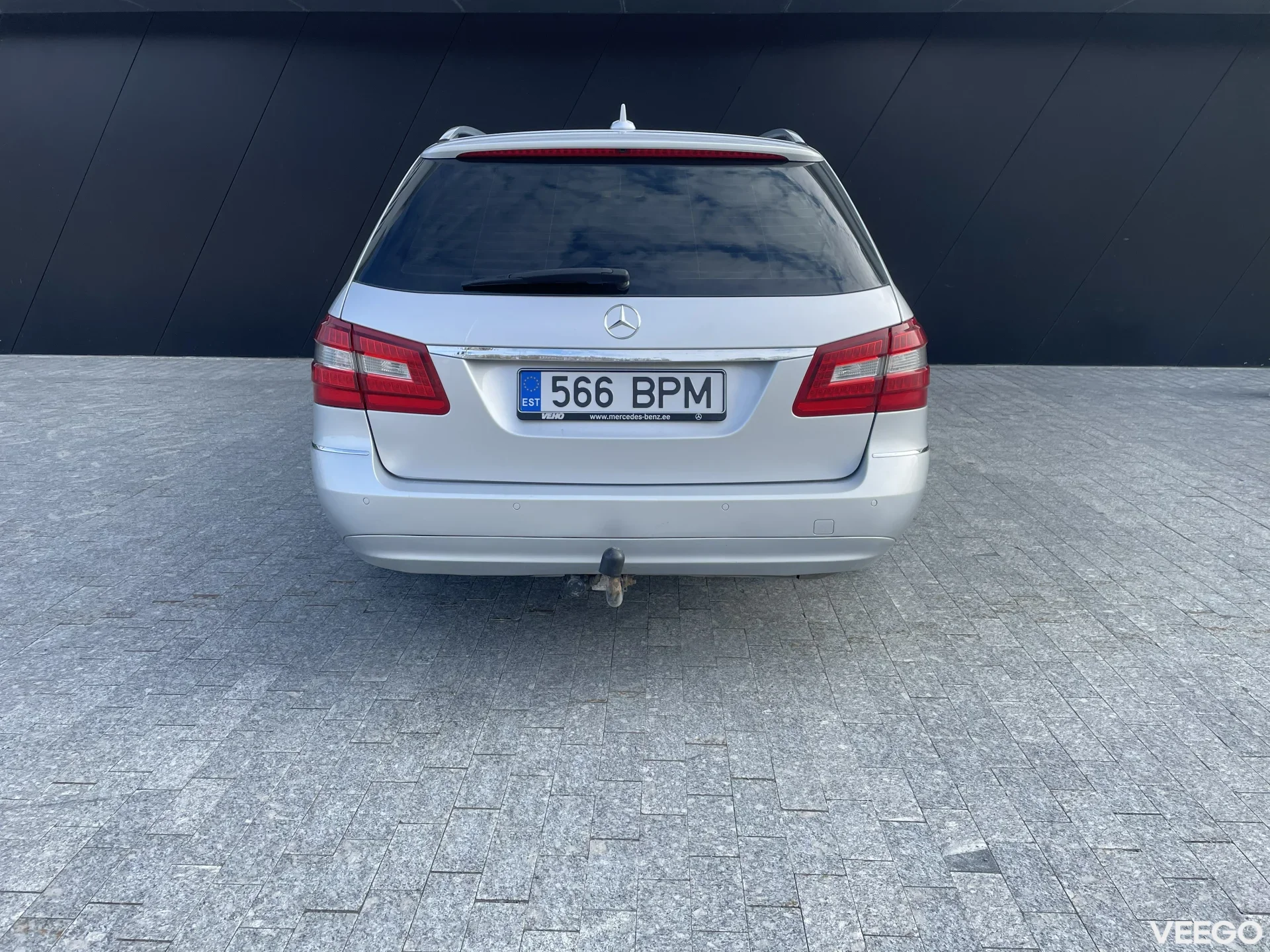 Mercedes-Benz E220 2.1 125kW