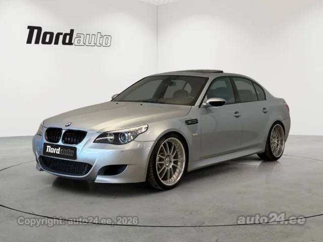 Image of BMW M5 V10 5 373kW