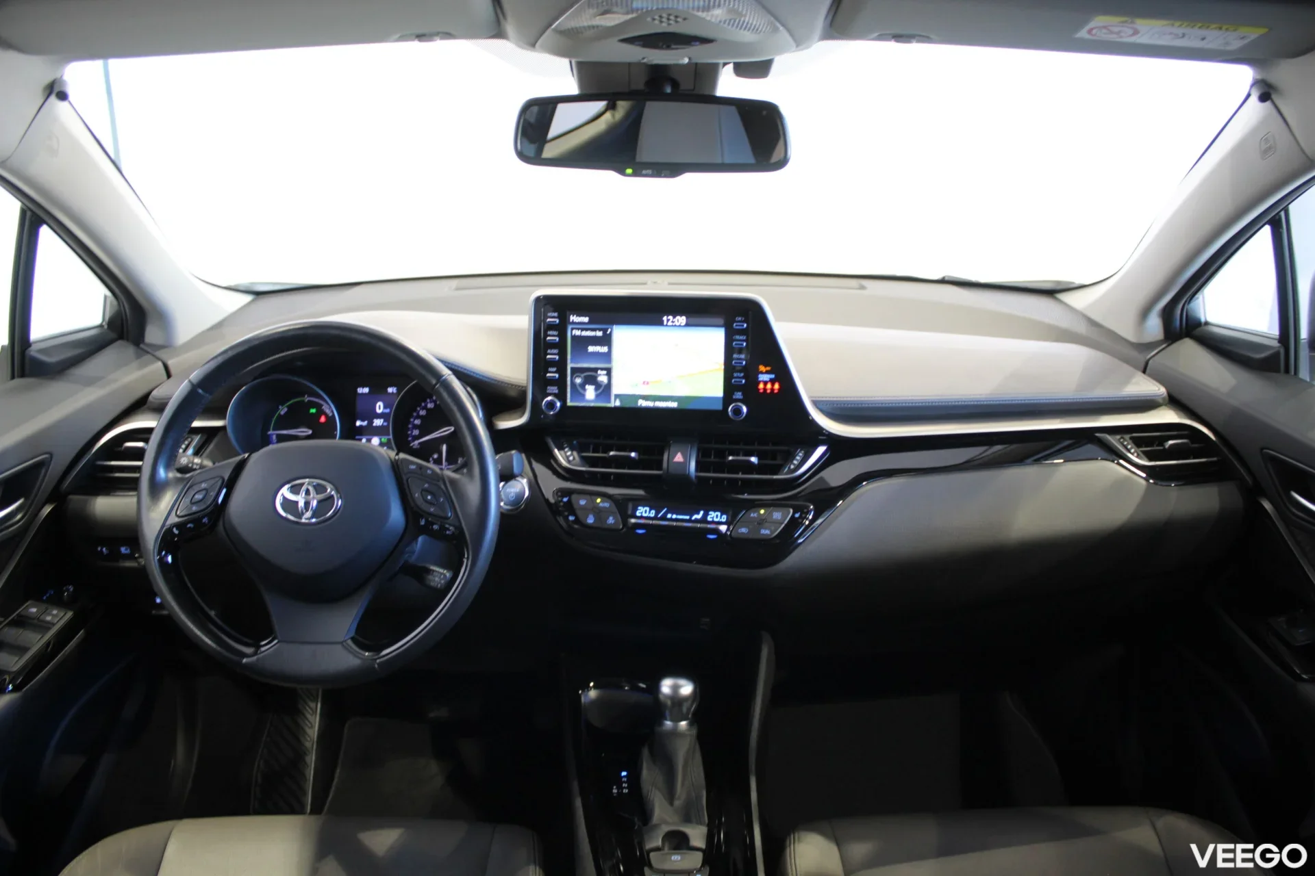 Toyota C-HR Luxury 2 112kW