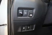 Toyota C-HR Luxury 2 112kW thumbnail
