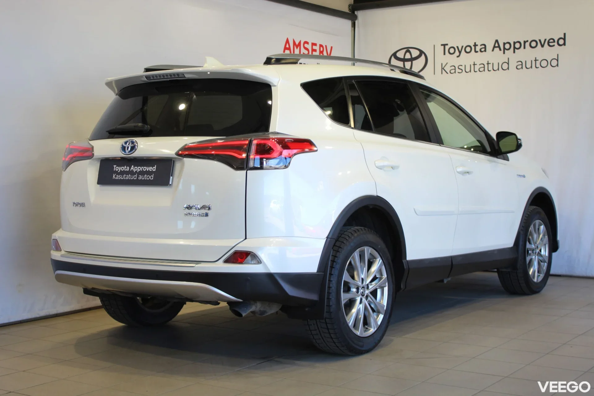 Toyota RAV4 Luxury Plus AWD 2.5 114kW