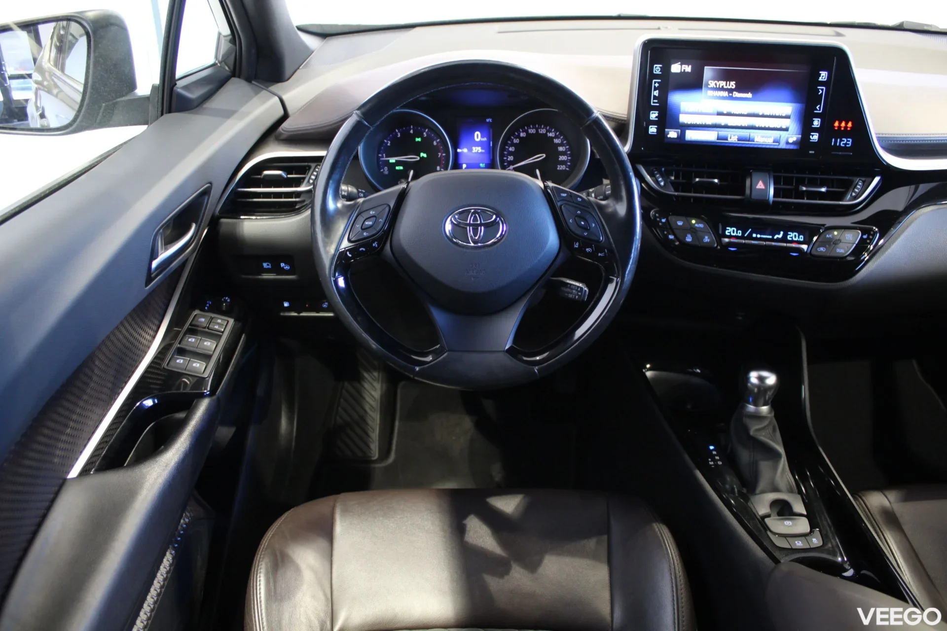 Toyota C-HR Luxury Plus 1.2 85kW
