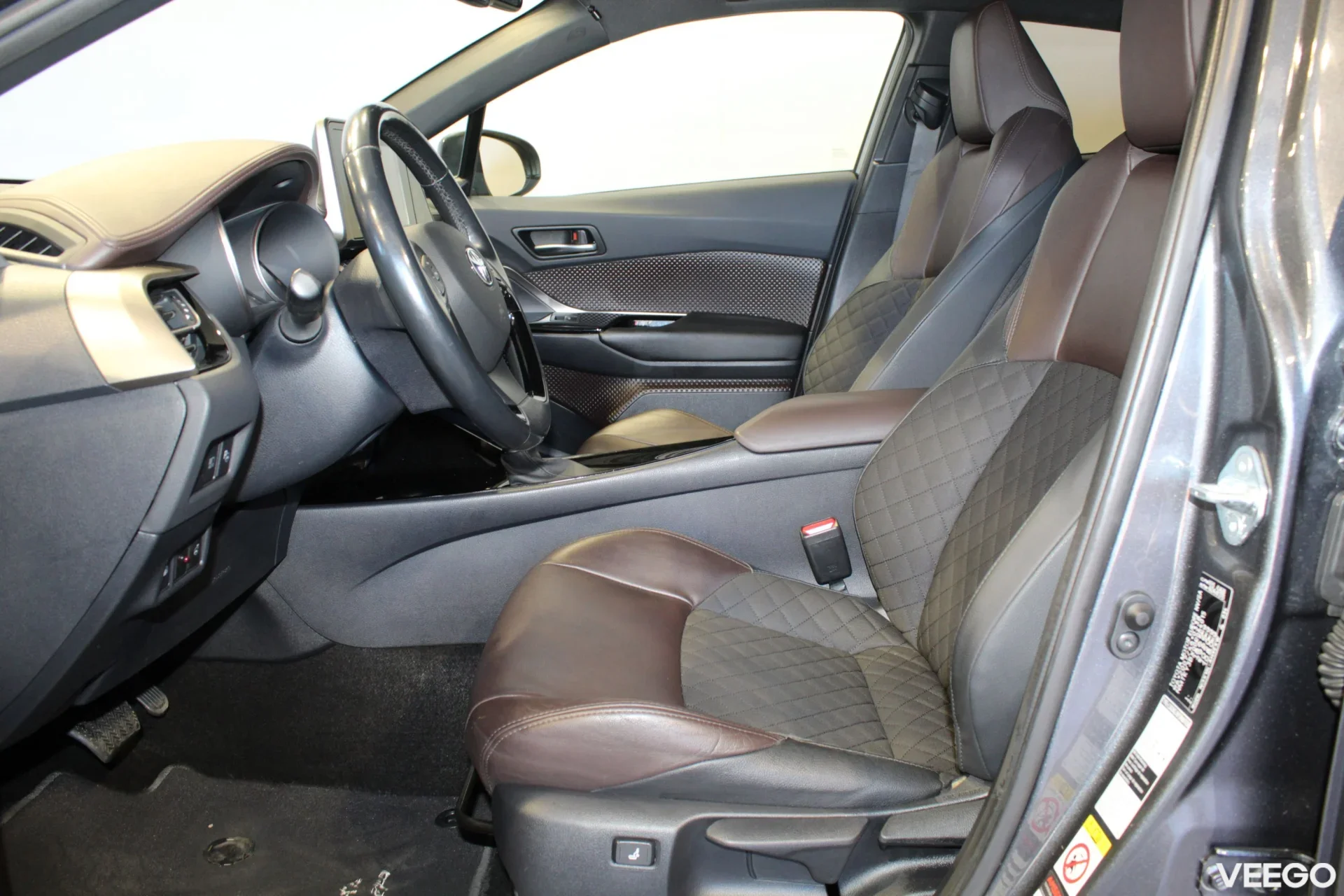 Toyota C-HR Luxury Plus 1.2 85kW
