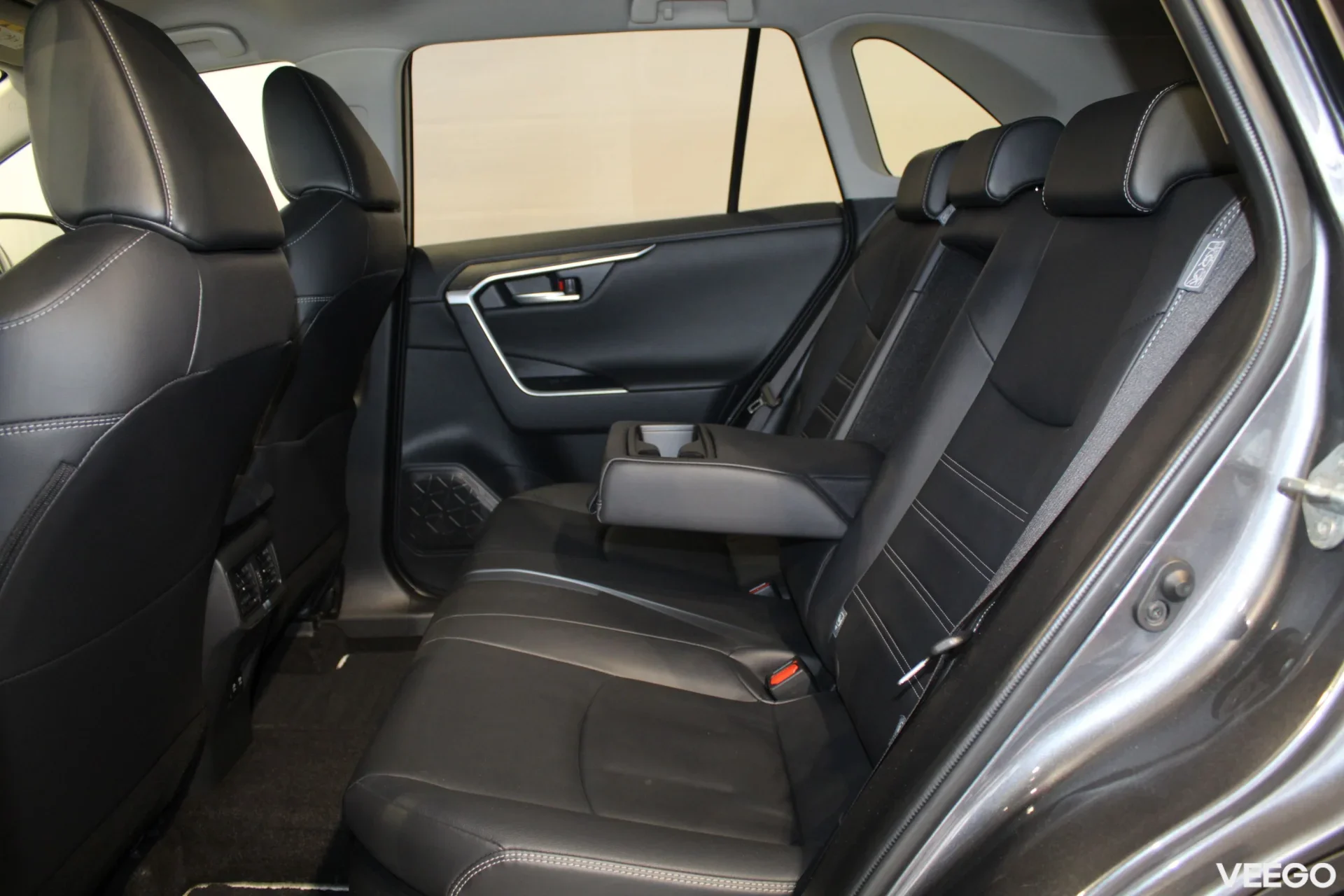 Toyota RAV4 Premium AWD 2.5 131kW