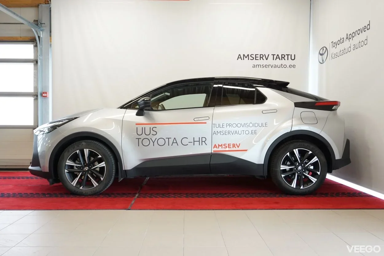 Toyota C-HR Style + Technology Pack 1.8 72kW