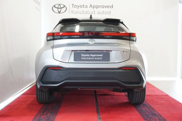 Image of Toyota C-HR Style + Technology Pack 1.8 72kW