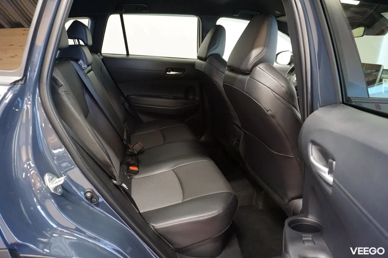 Toyota Corolla Luxury 2 98kW
