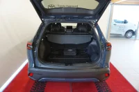 Toyota Corolla Luxury 2 98kW thumbnail