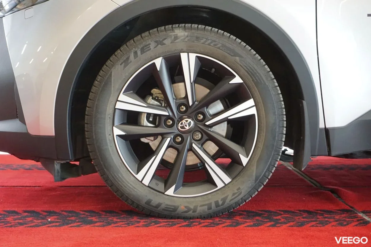 Toyota C-HR Style + Technology Pack 1.8 72kW