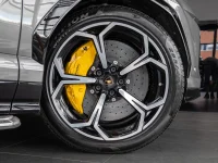 Lamborghini Urus 4.0 478kW thumbnail