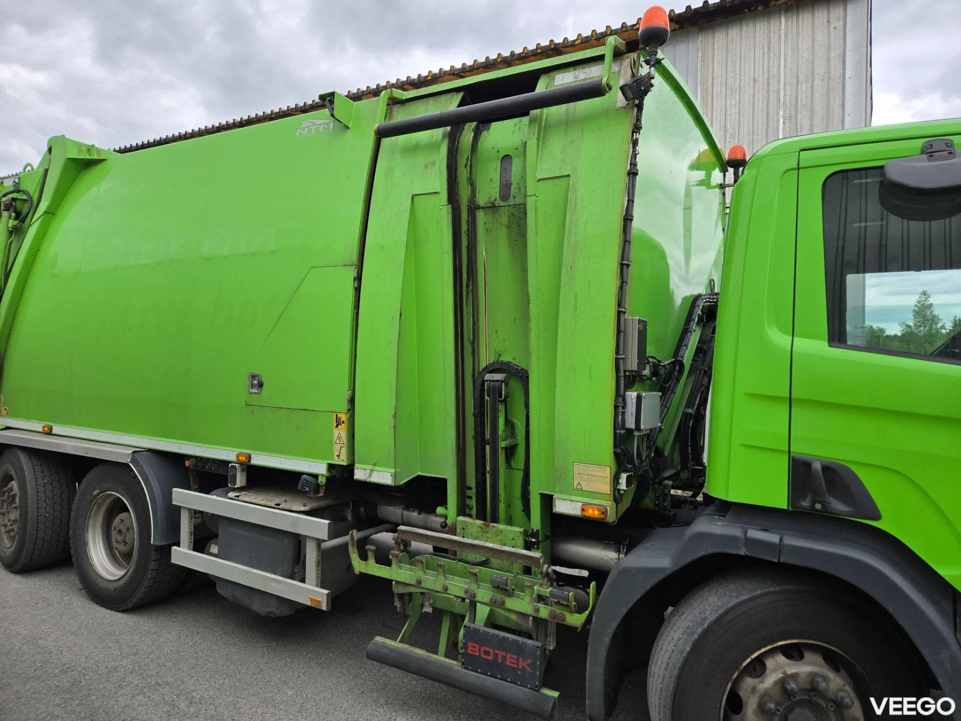 SCANIA P320 235kW
