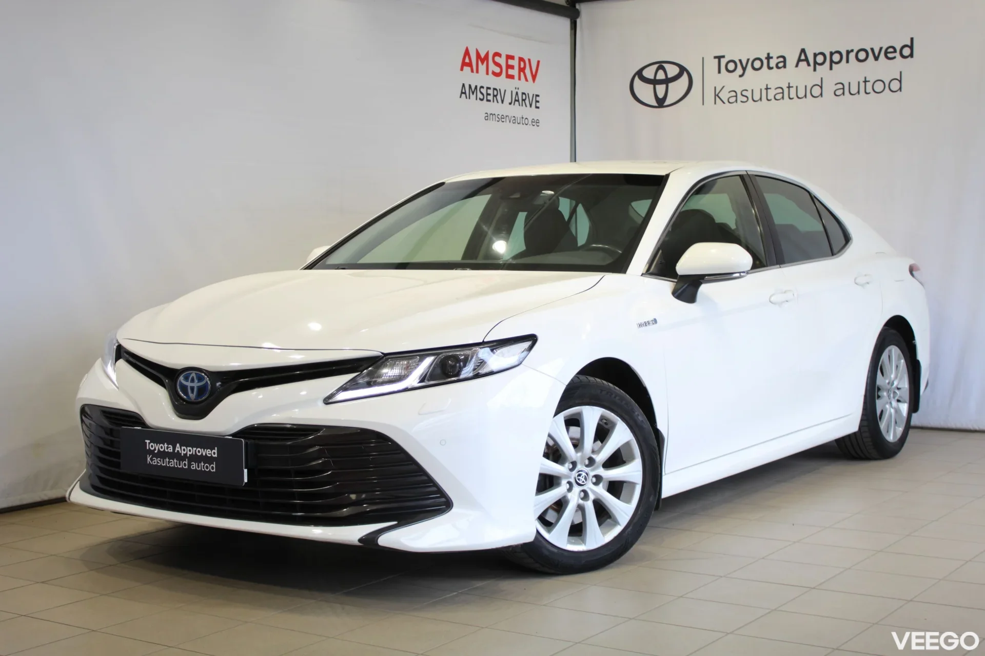 Toyota Camry Luxury Business 2.5 131kW