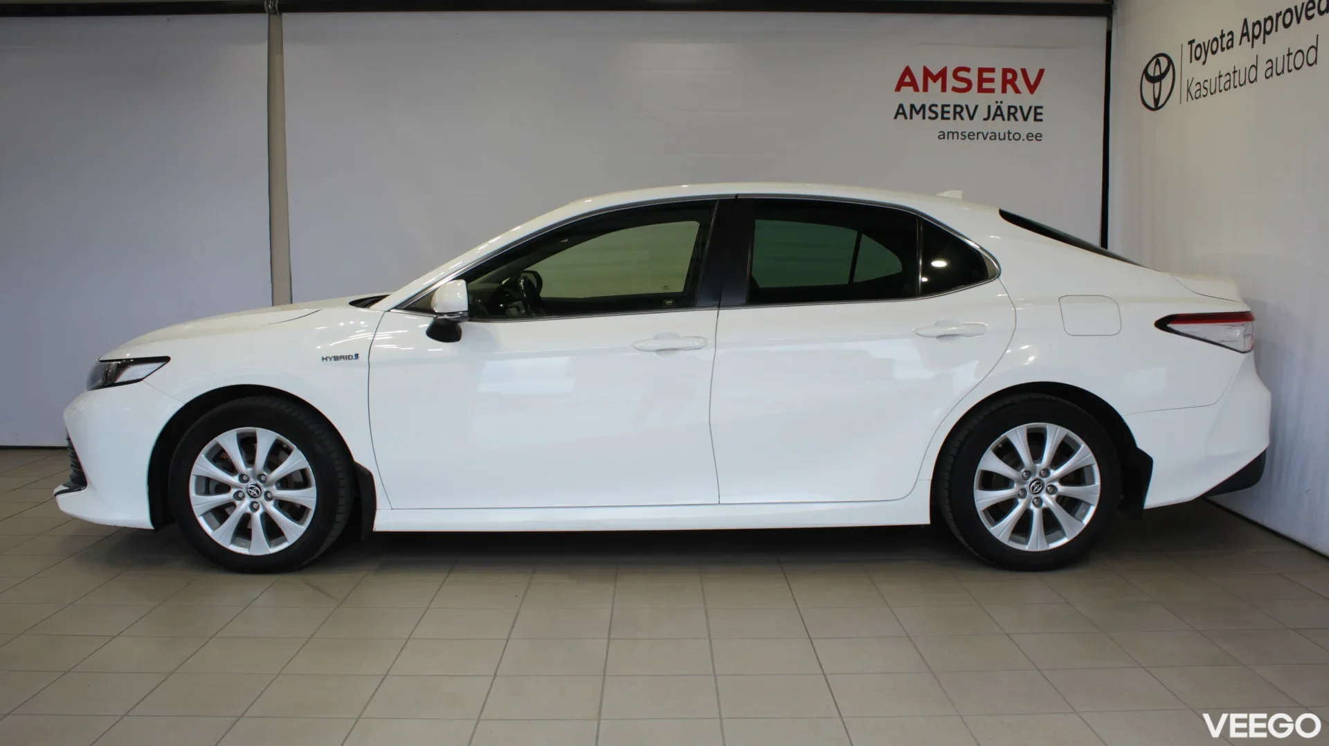 Toyota Camry Luxury Business 2.5 131kW