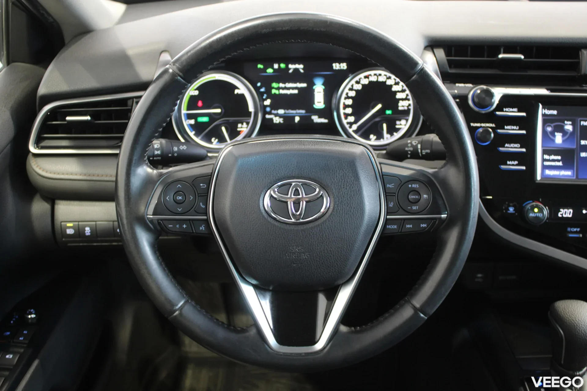 Toyota Camry Luxury Business 2.5 131kW
