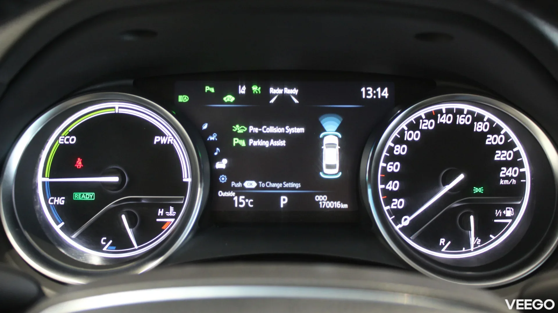 Toyota Camry Luxury Business 2.5 131kW