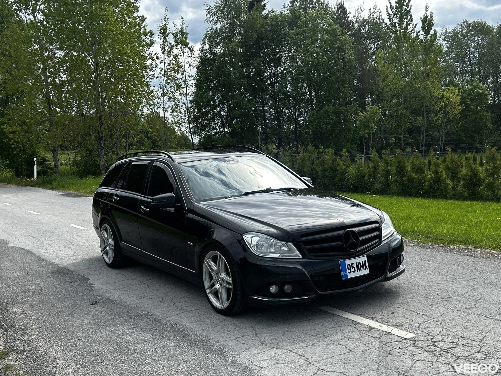 Mercedes-Benz C180 2.1 88kW