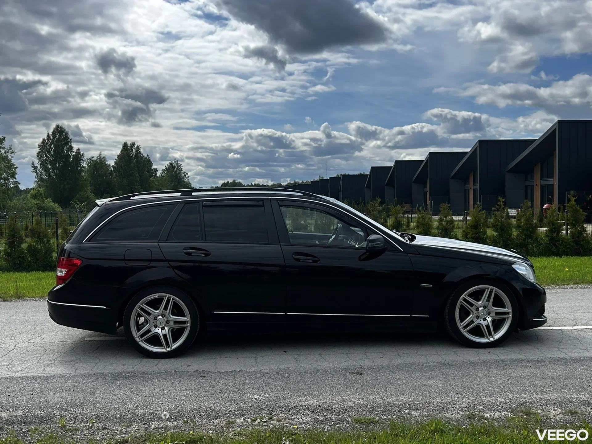 Mercedes-Benz C180 2.1 88kW