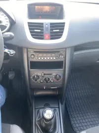 Peugeot 207 1.4 70kW thumbnail