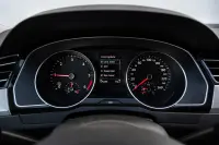 Volkswagen Passat 110kW thumbnail