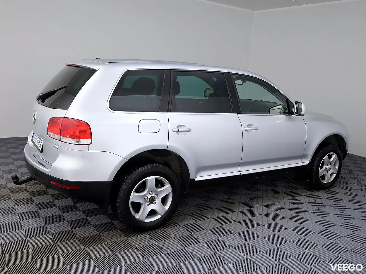 Volkswagen Touareg 2.5 129kW