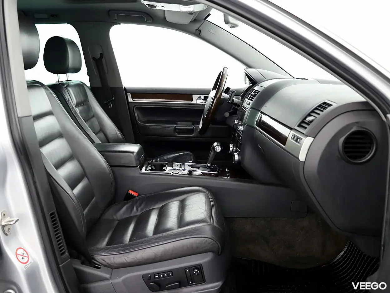 Volkswagen Touareg 2.5 129kW