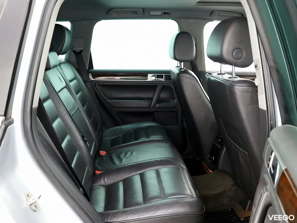 Volkswagen Touareg 2.5 129kW