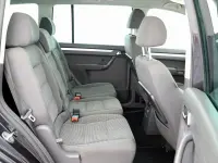 Volkswagen Touran 2.0 104kW thumbnail