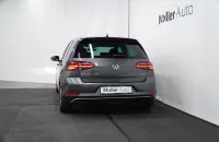 Volkswagen Golf 96kW thumbnail