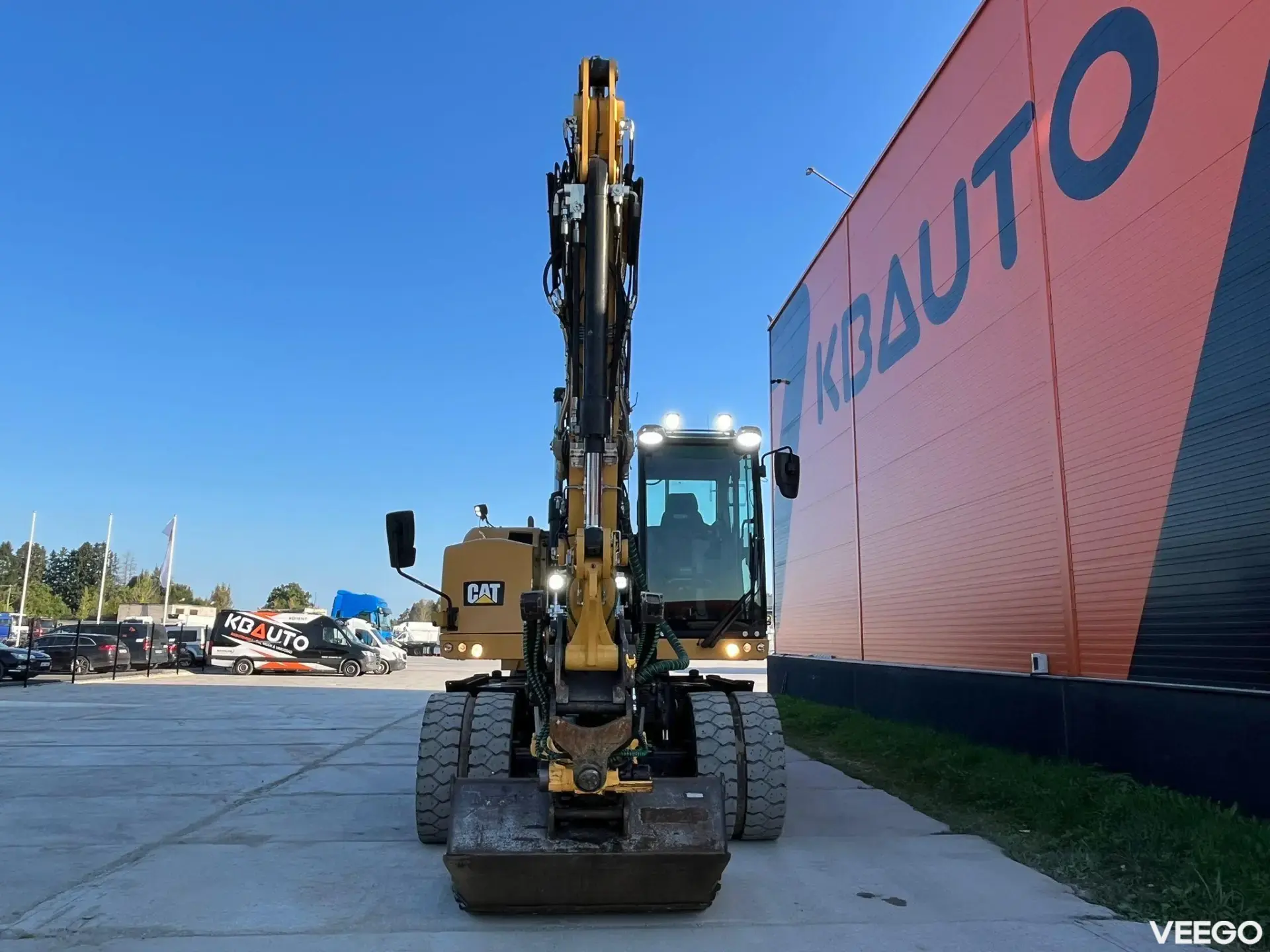 Caterpillar M 318 F ROTOTILT / CENTRAL LUBRICATION / AC 129kW