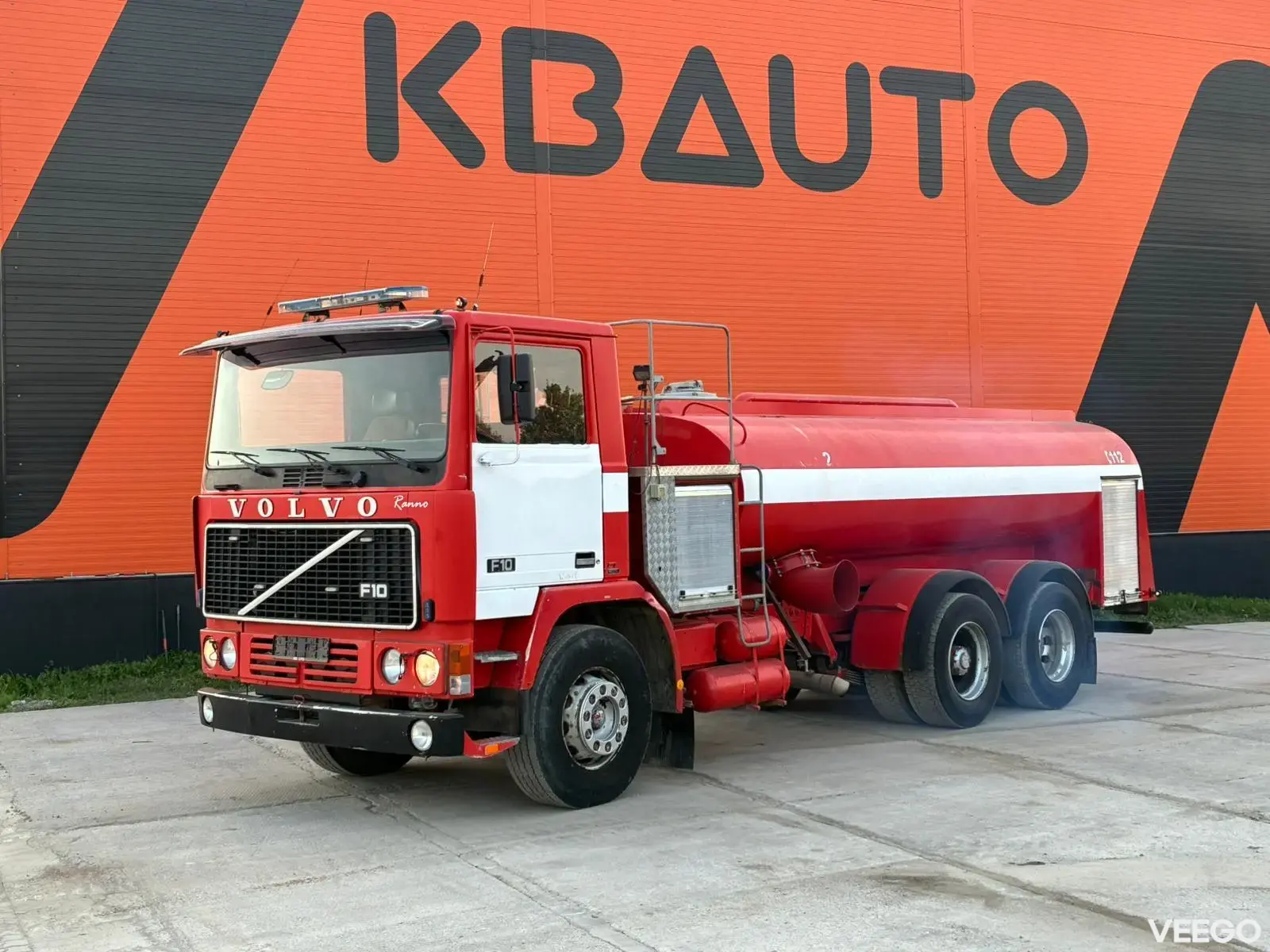 Volvo F10 Ruberg / 2700 l/min / tanks 9000 I + 1000 l  184kW
