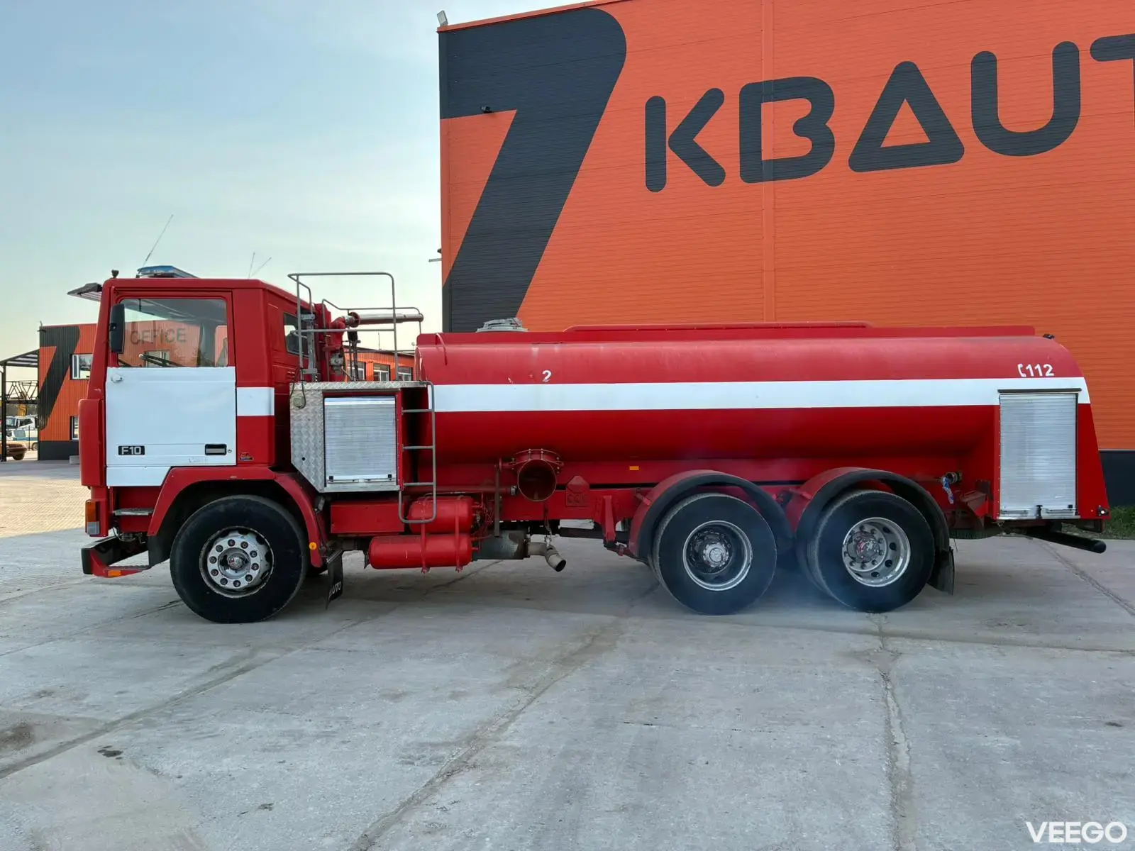 Volvo F10 Ruberg / 2700 l/min / tanks 9000 I + 1000 l  184kW