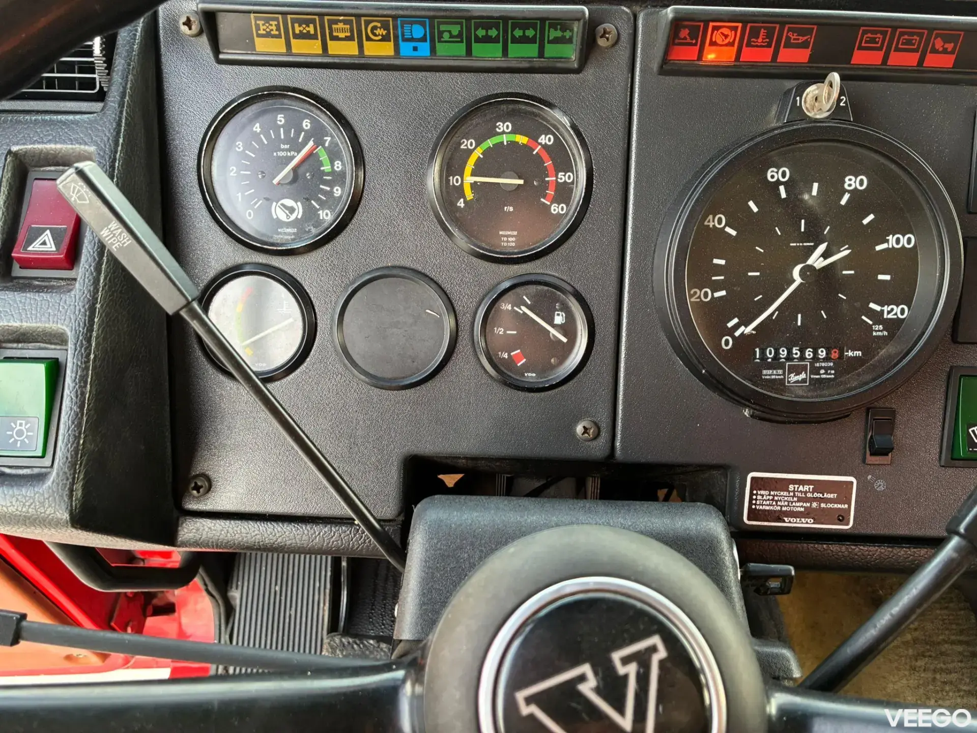 Volvo F10 Ruberg / 2700 l/min / tanks 9000 I + 1000 l  184kW