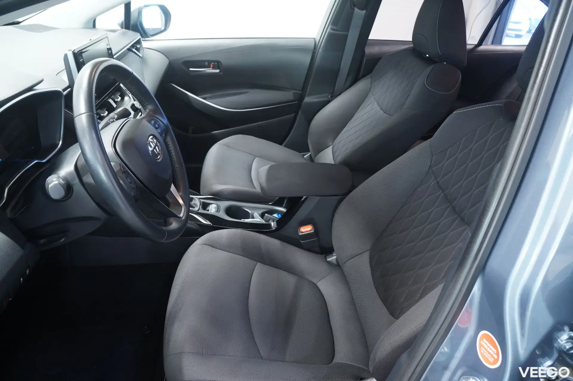 Toyota Corolla Hybrid Active e-CVT 1.8 72kW