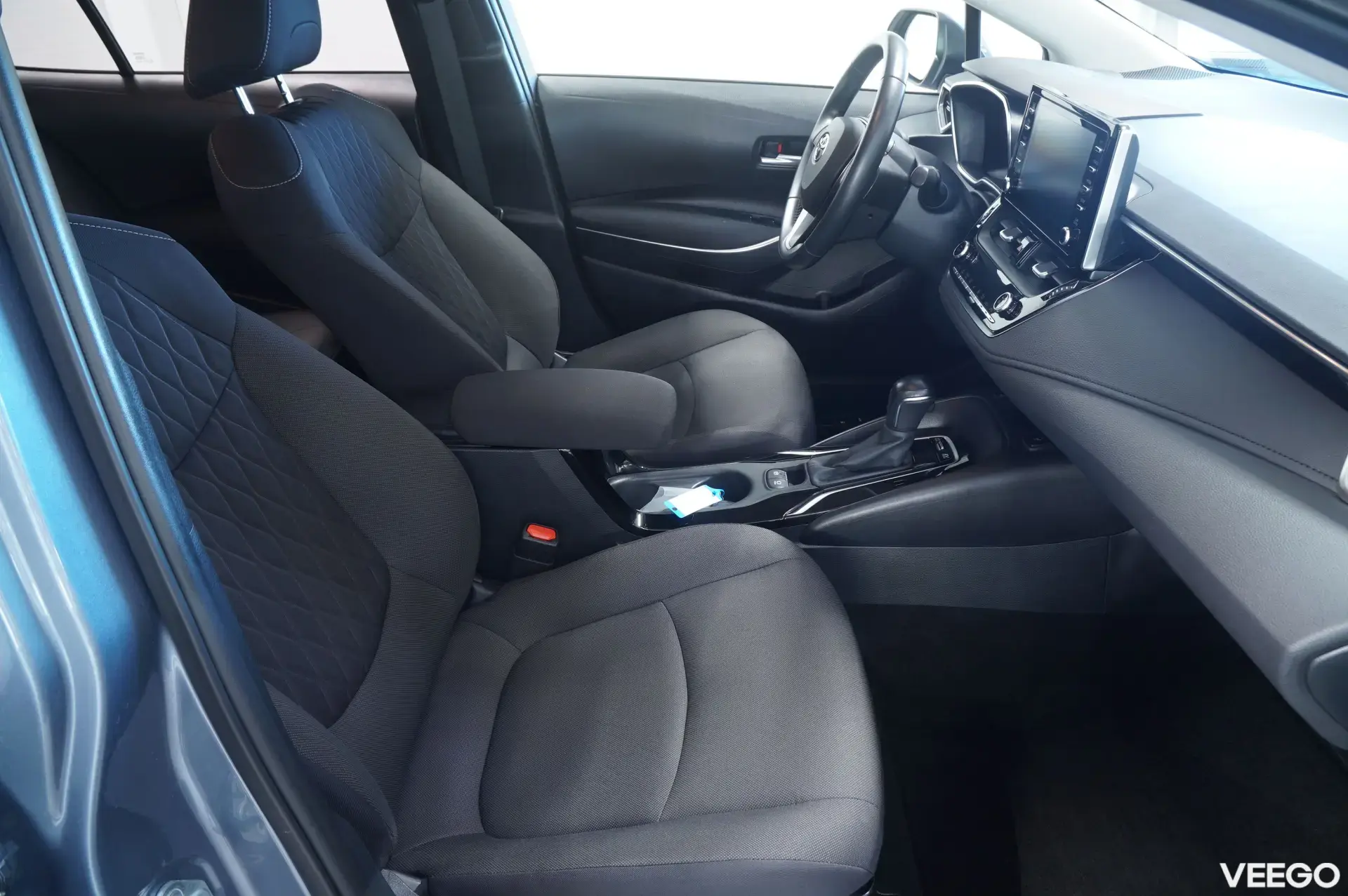 Toyota Corolla Hybrid Active e-CVT 1.8 72kW