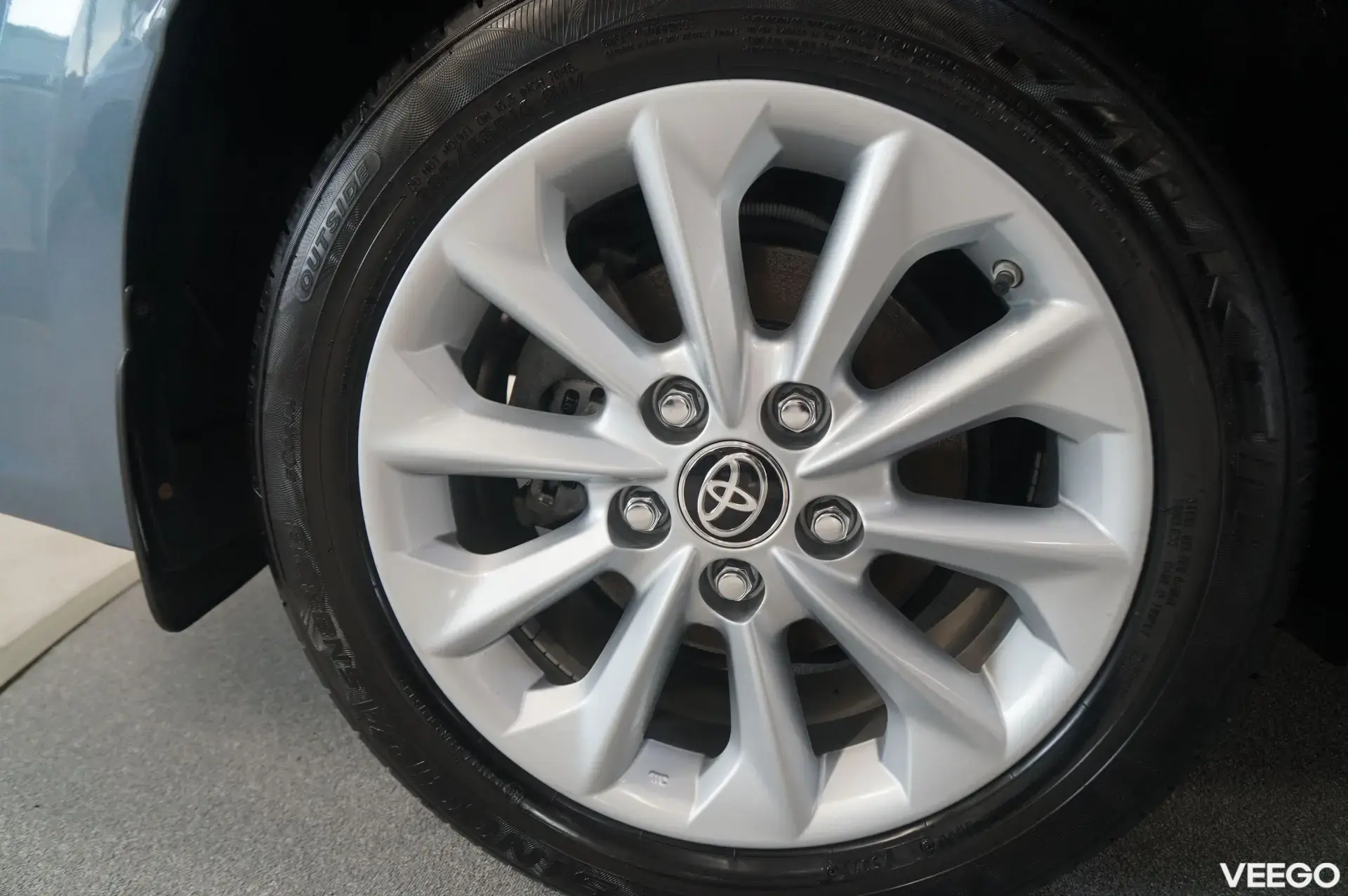 Toyota Corolla Hybrid Active e-CVT 1.8 72kW