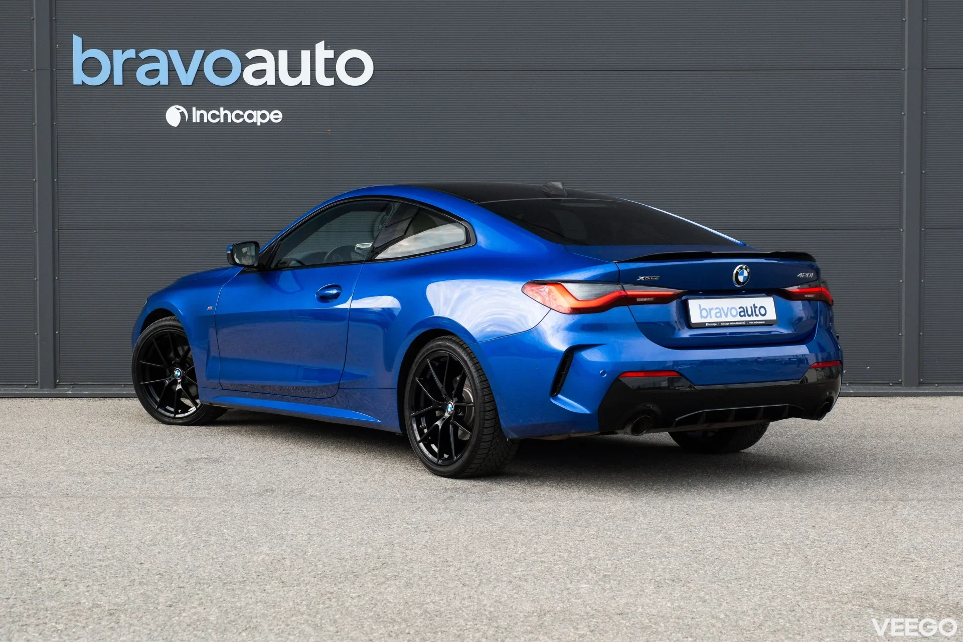 BMW 420 i xDrive Coupe M-Sportpakett 2 135kW
