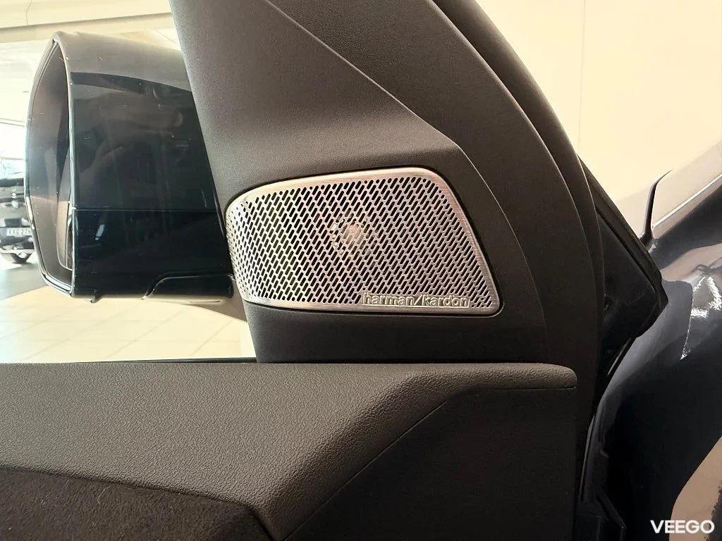 BMW iX3 xDrive 50, Super Charged Edition - Demo